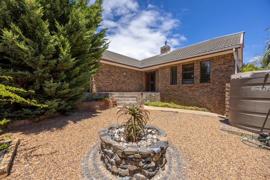 3 Bedroom Property for Sale in Protea Valley Western Cape